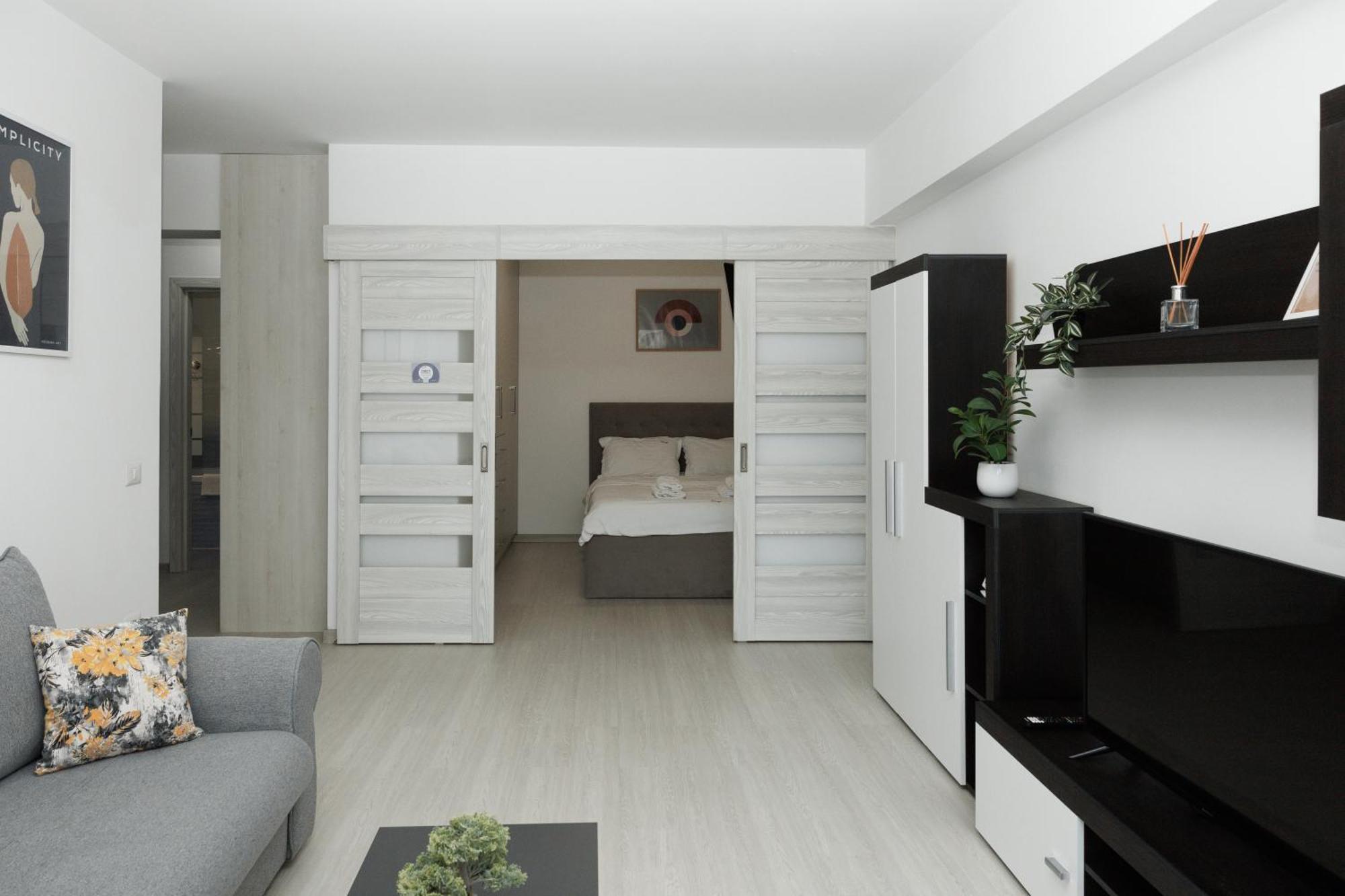 Exclusive Ultracentral Apartments And Studios #Enescu#Universitatii#ซูชาวา ภายนอก รูปภาพ