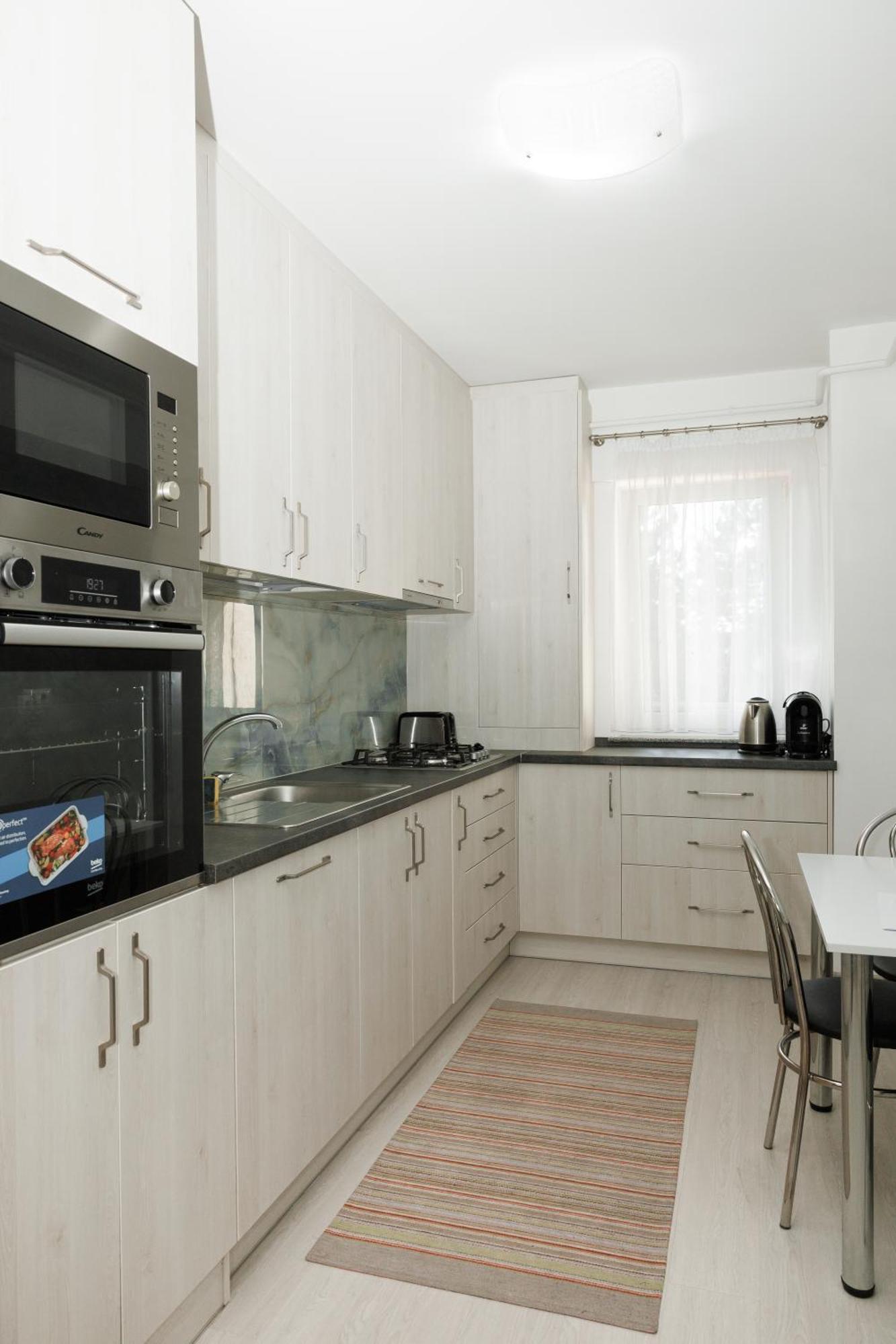 Exclusive Ultracentral Apartments And Studios #Enescu#Universitatii#ซูชาวา ภายนอก รูปภาพ