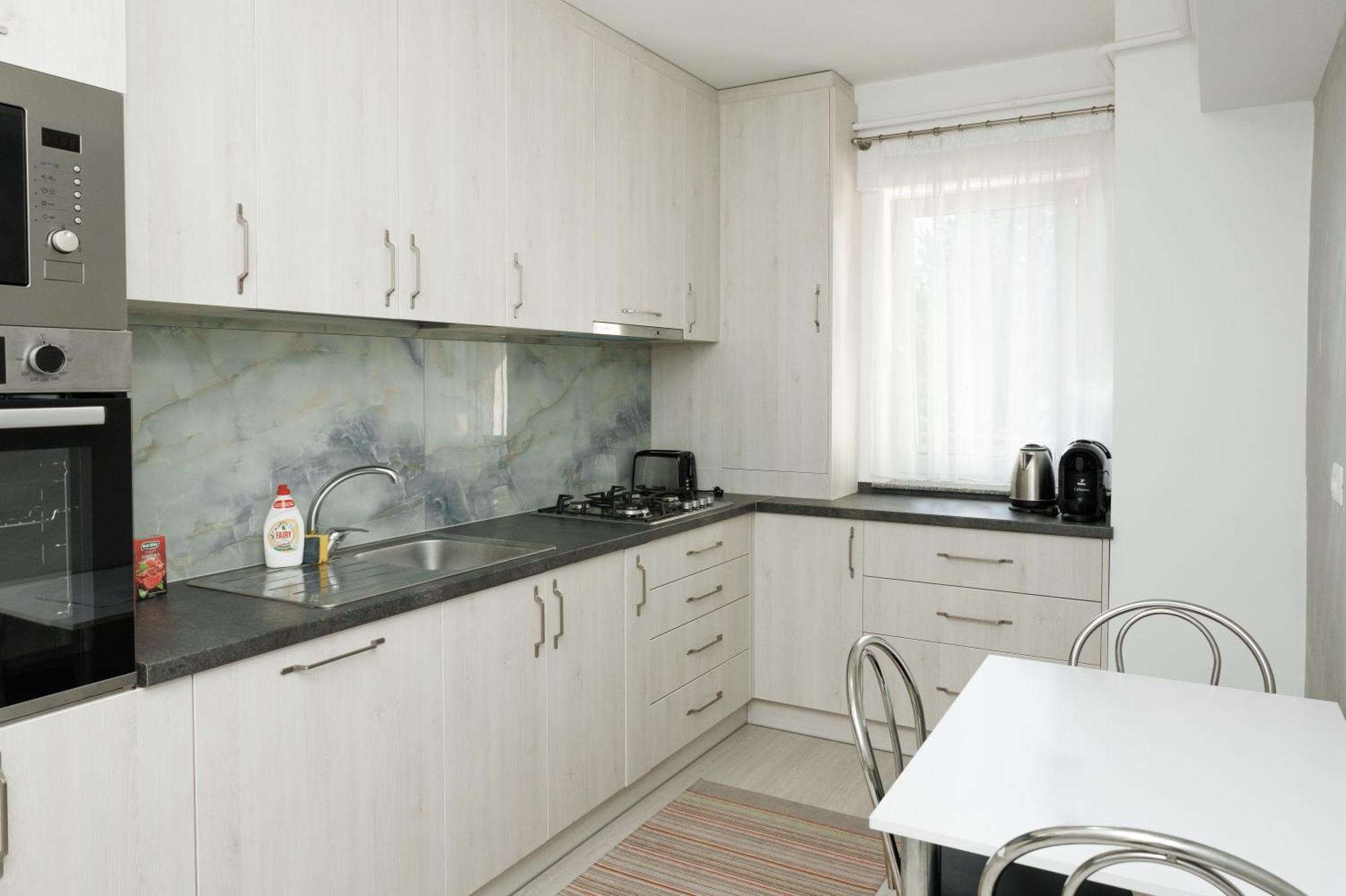 Exclusive Ultracentral Apartments And Studios #Enescu#Universitatii#ซูชาวา ภายนอก รูปภาพ
